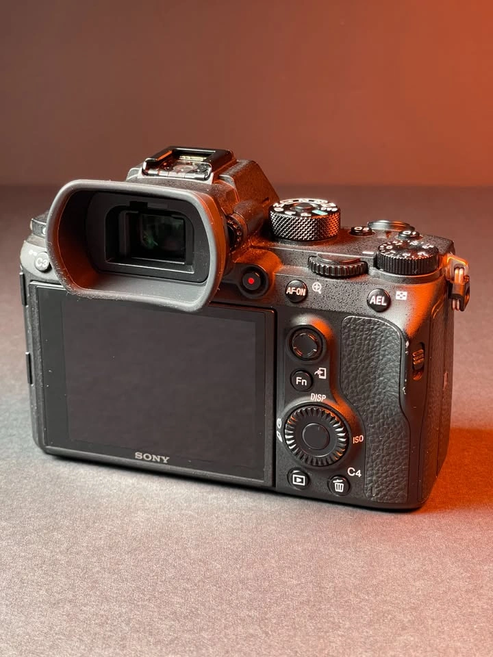 Sony a7riii Camera Body - photo 2