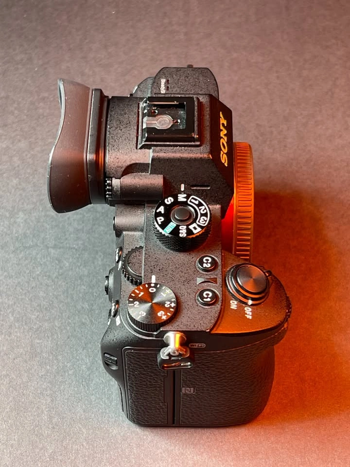 Sony a7riii Camera Body - photo 4