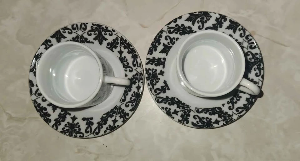 Artisano Designs Black & White Damask Coffee/Tea Cups & Saucers - photo 3