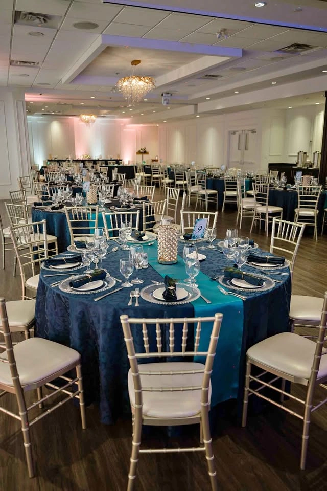 Teal Satin Table Runners