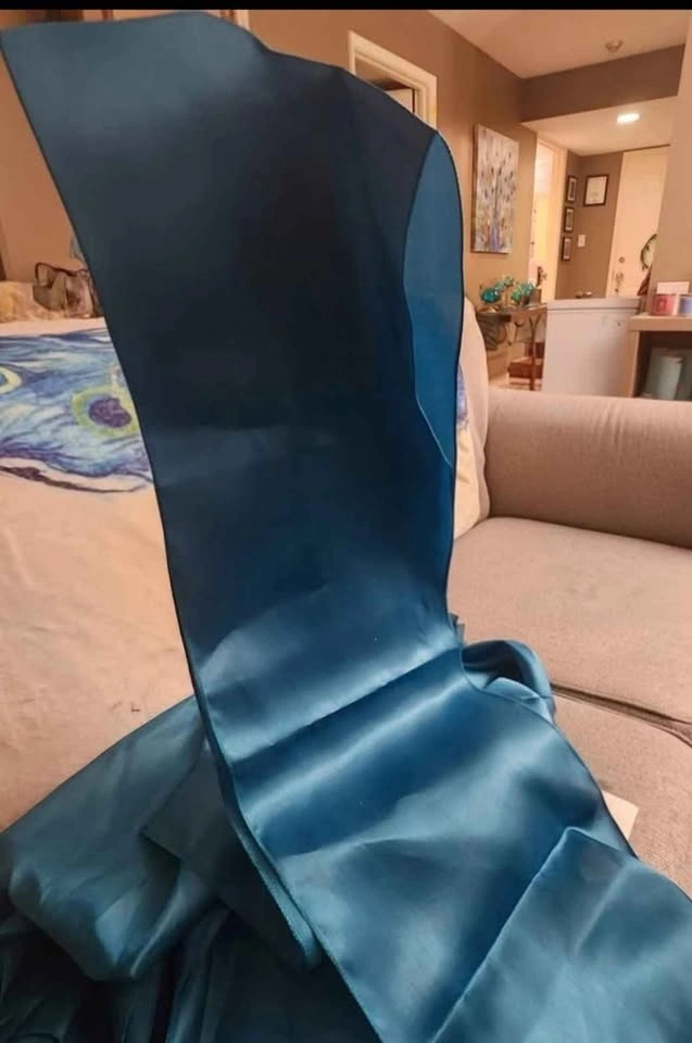 Teal Satin Table Runners - photo 3