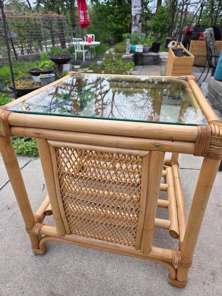Mid-Century Modern Bamboo & Rattan Accent Table w/ Glass Top - photo 4