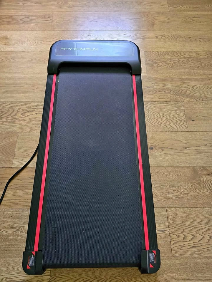 RHYTHM FUN M4138A Walking Treadmill