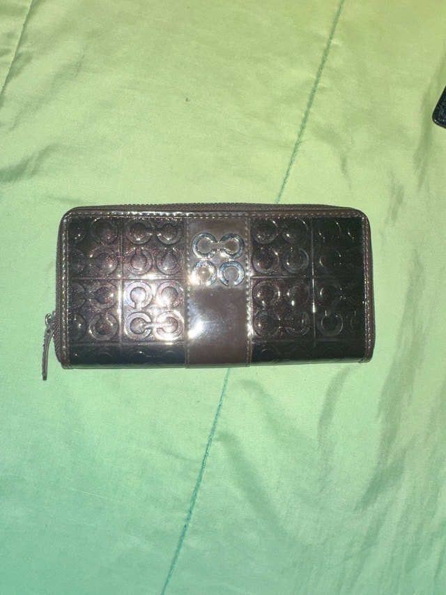 Three Wallets - $20 Each - photo 3