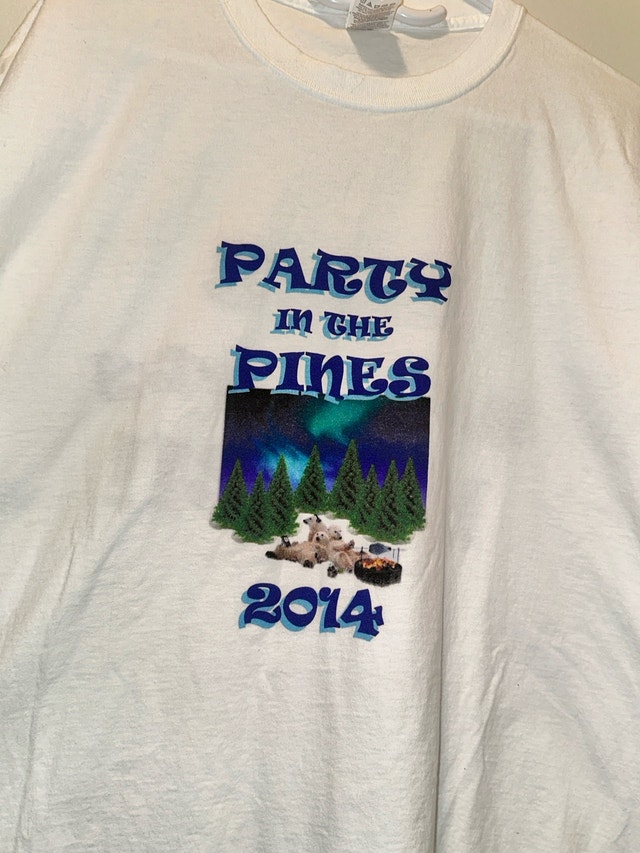 vintage 2014 party in the pines graphic T shirt size XL - photo 2