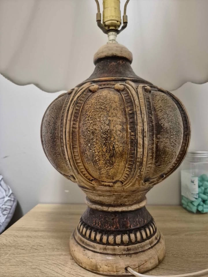 Vintage Faux Wood/Chalkware Lamps - photo 5