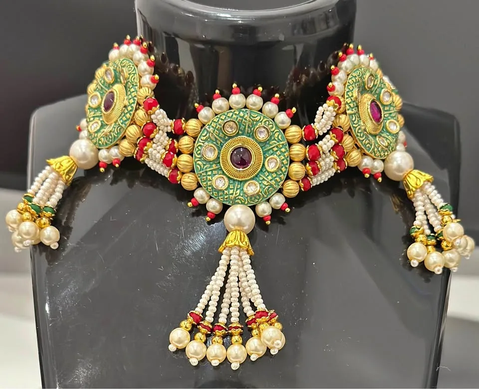 Jewelery set thumbnail