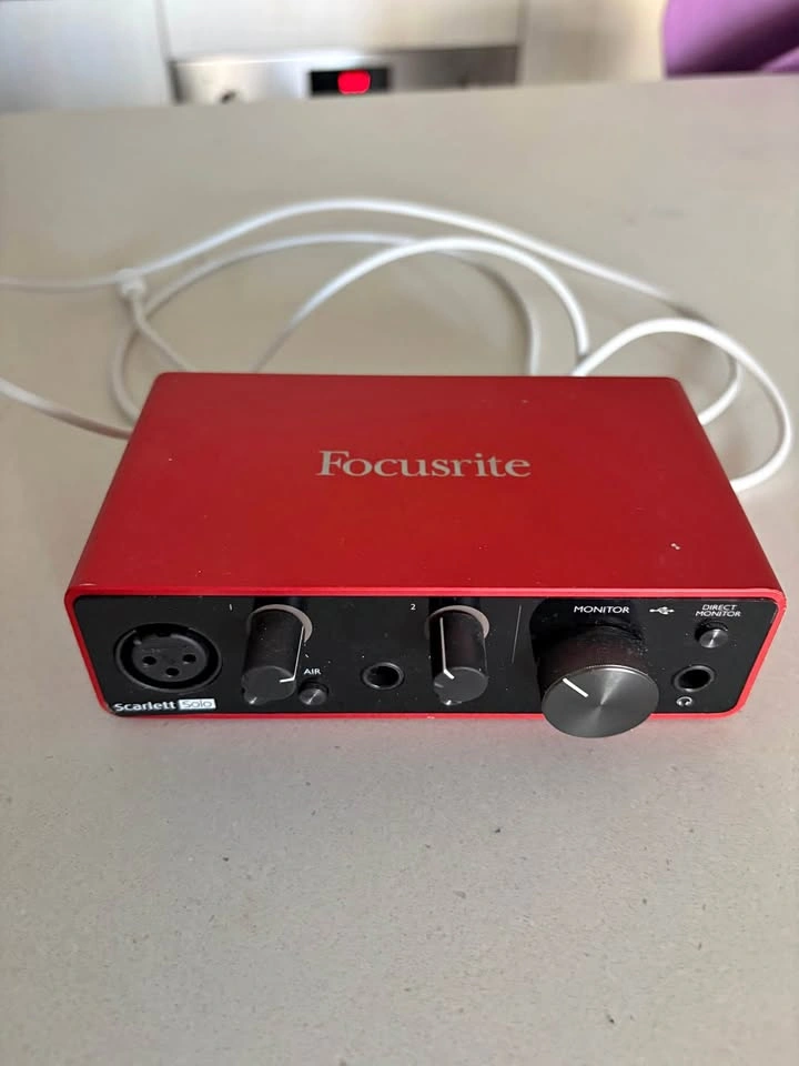 Focusrite Scarlett Solo Audio Interface
