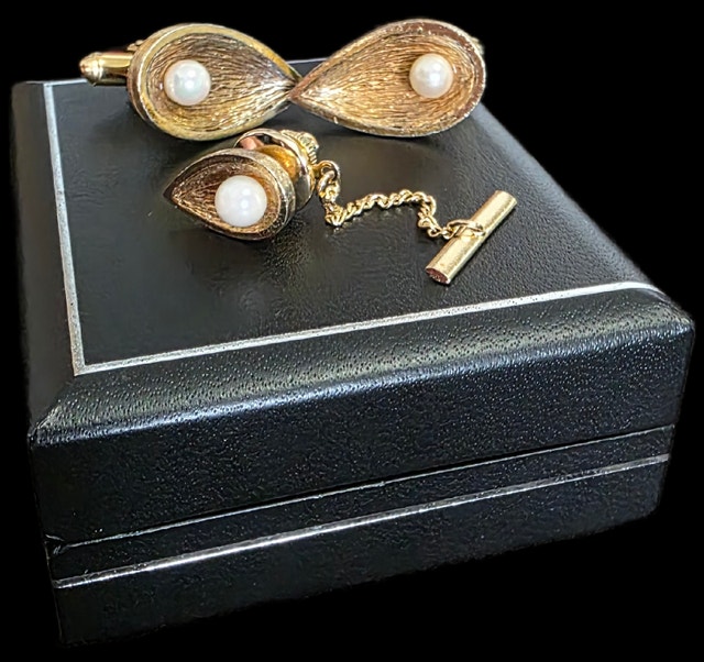 Anson Cufflinks and Tie Tack Set