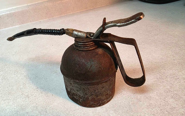 Oil Can Oiler