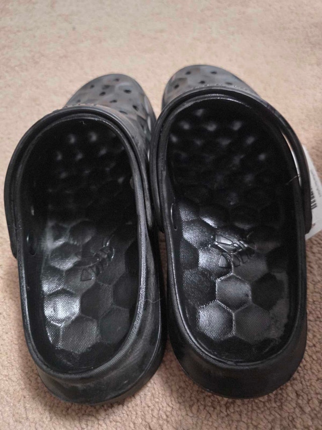 PRFO Black Clogs - New Condition - Size 8 - photo 5