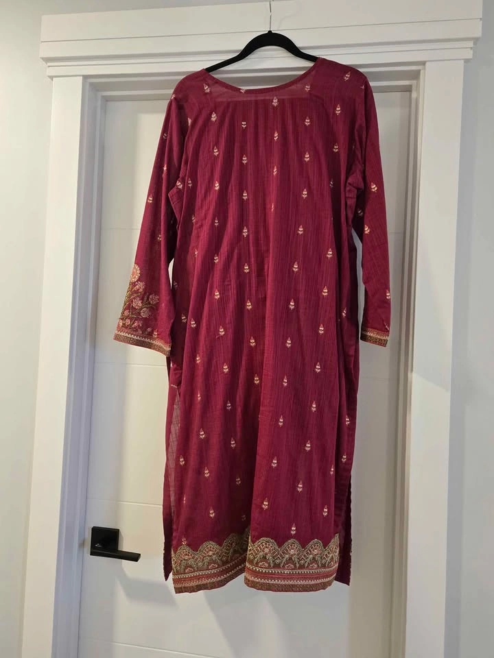 Eid Summer Embroidered Dress with Banarsi Dupatta - photo 2