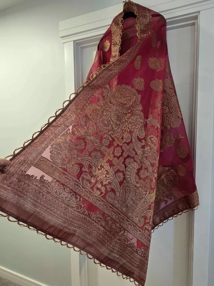 Eid Summer Embroidered Dress with Banarsi Dupatta - photo 4