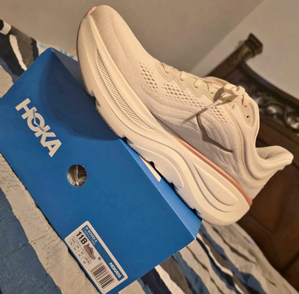 Hoka tennis