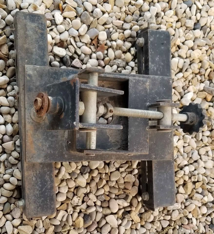 Adjustable Transmission Floor Jack Adapter for sale. - photo 3