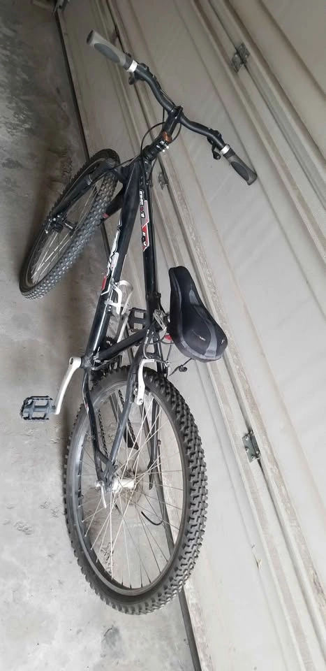 Black Azonic DS1 Dirt Jump Mountain Bike - 26" Wheels - photo 2