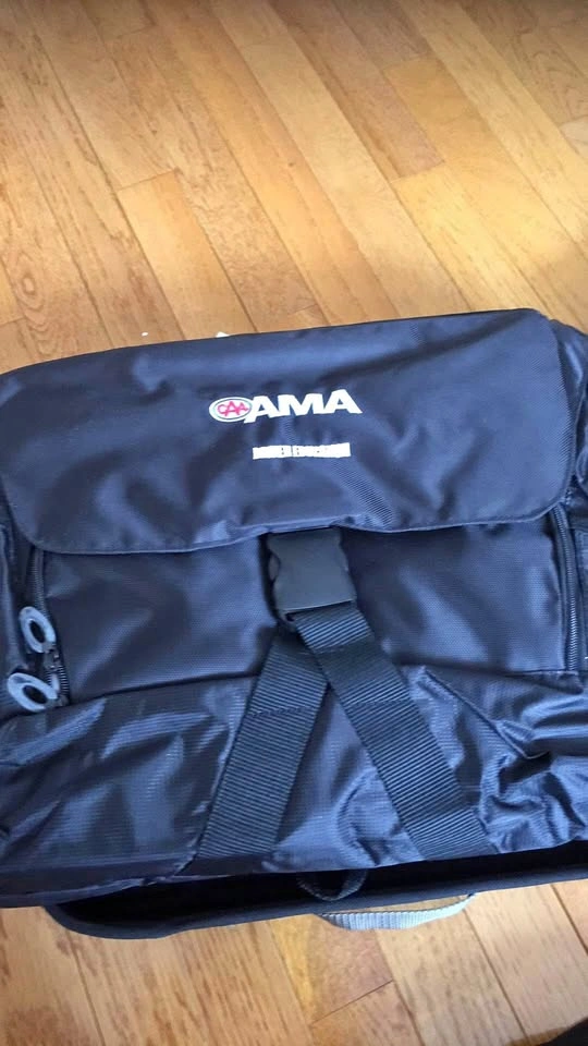 AMA Briefcase with Viewpoint Computer/Laptop Tray