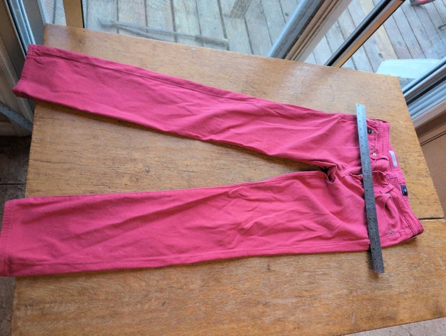 AG Jeans - Size 27 off pink womans
