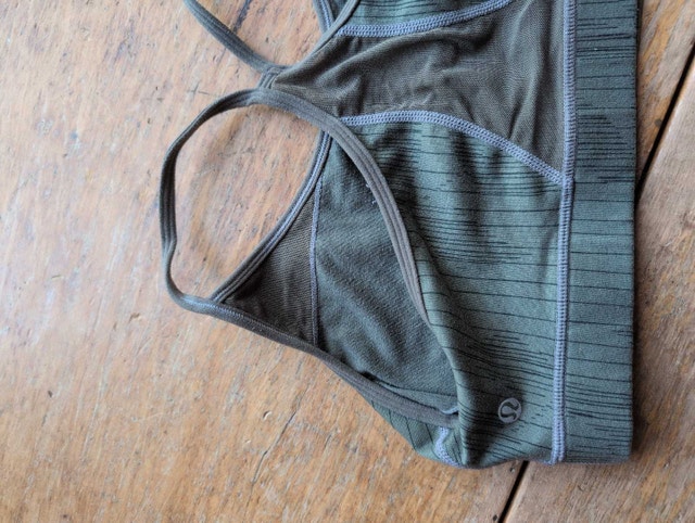 Lululemon Sports Bra Small - photo 3