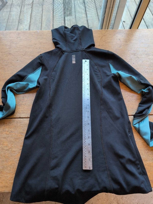 Under Armour Top woman's extra small thermal - photo 5