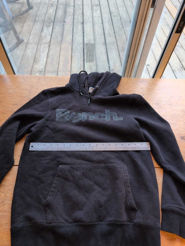 Bench Hoodie mens small black