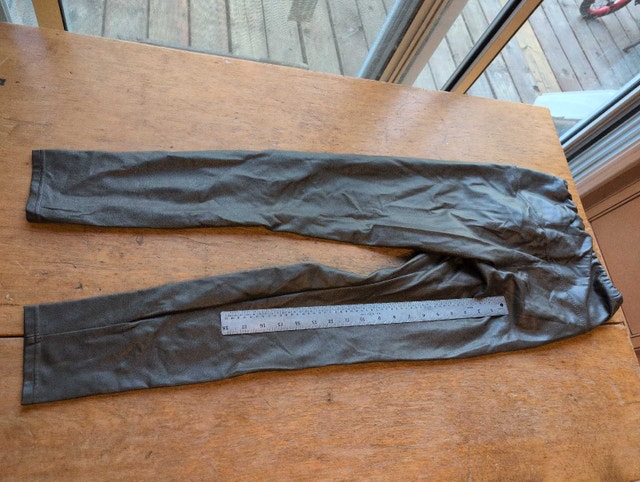 Wilfred Free Leggings - Women's Small Faux Leather - photo 4