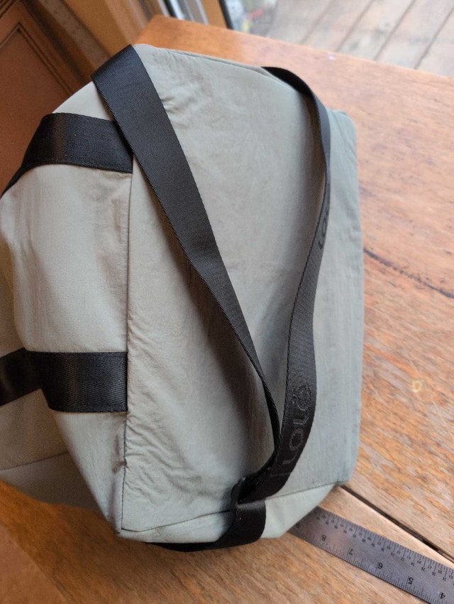 Lole Bag - Gym, Carry-on, or Everyday Tote - photo 4