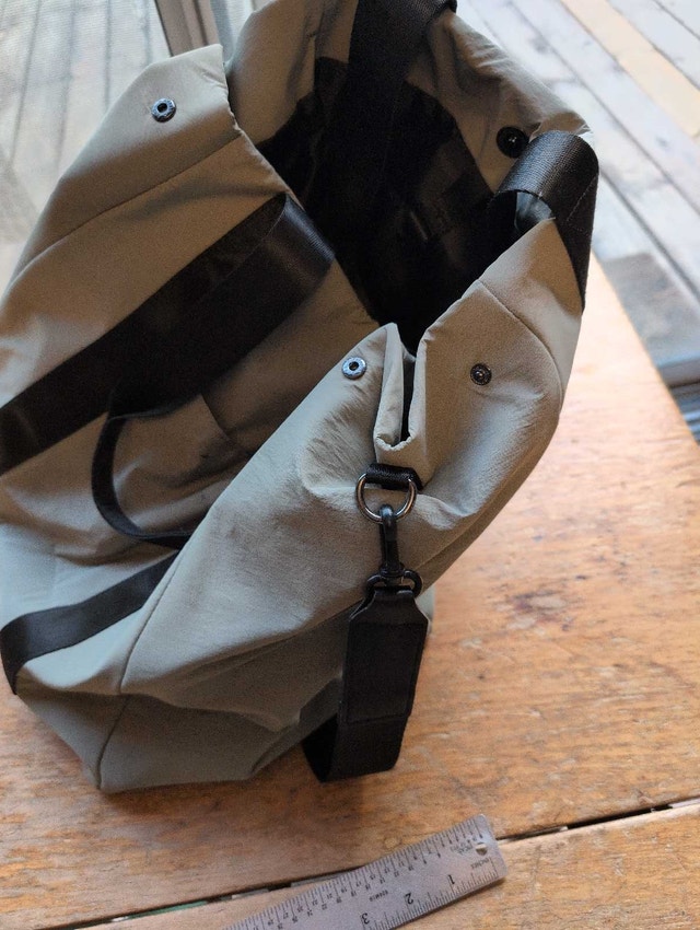 Lole Bag - Gym, Carry-on, or Everyday Tote - photo 5