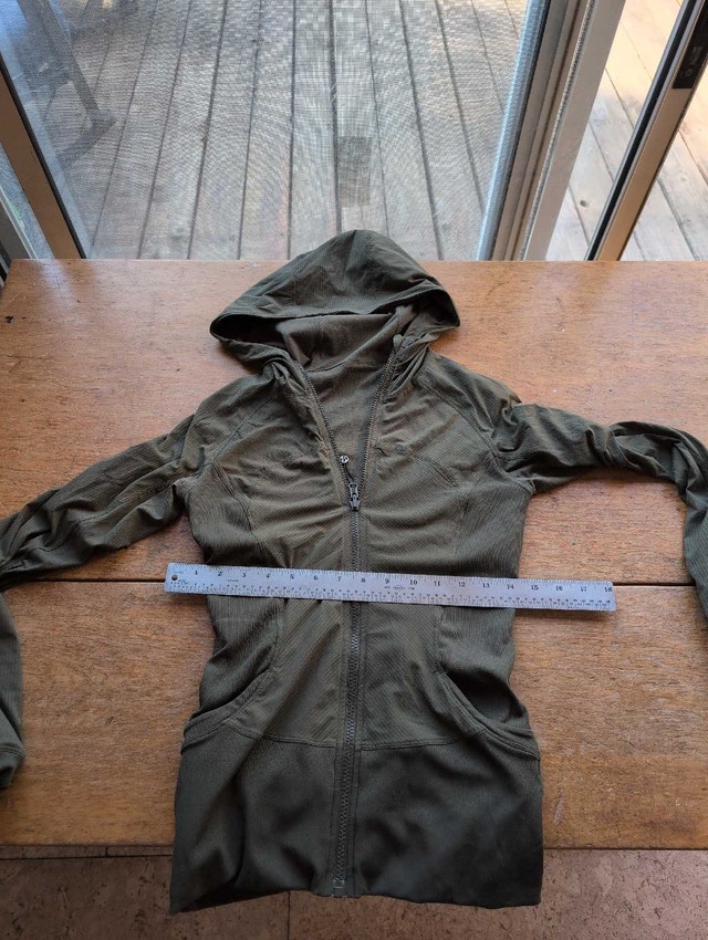 Lululemon Define Jacket green size 4