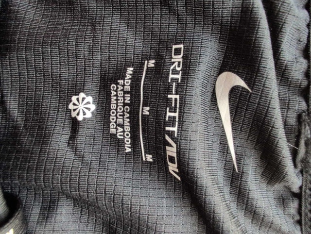 Nike Shorts. Woman's medium nwt - photo 2
