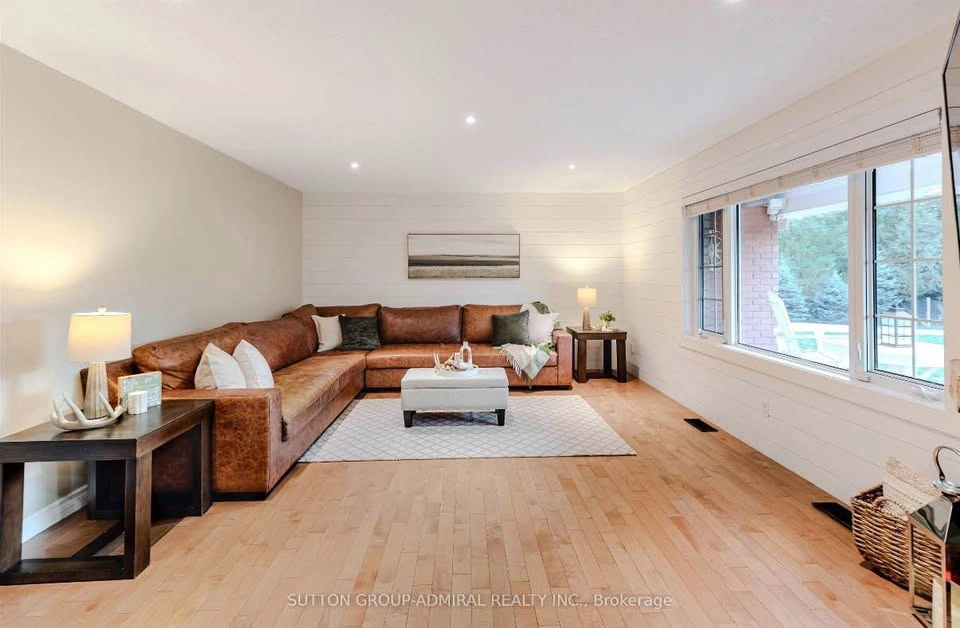 3 Beds 3 Baths - House - photo 3