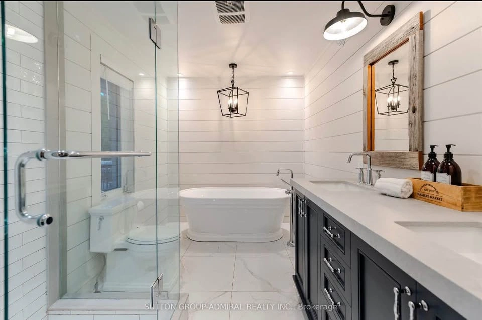 3 Beds 3 Baths - House - photo 5