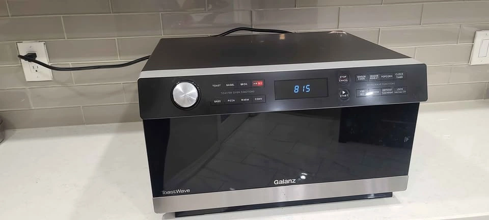 Galanz ToastWave 4-in-1 Air Fry Microwave Oven - photo 2