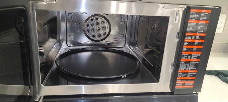 Galanz ToastWave 4-in-1 Air Fry Microwave Oven - photo 4