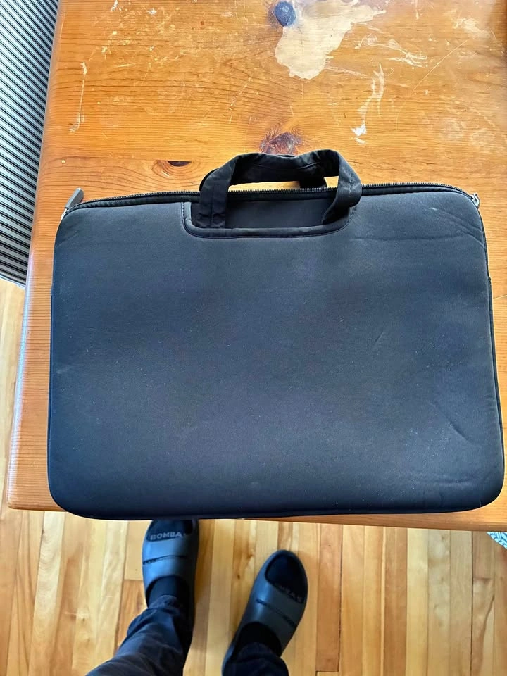 Laptop Case Holder