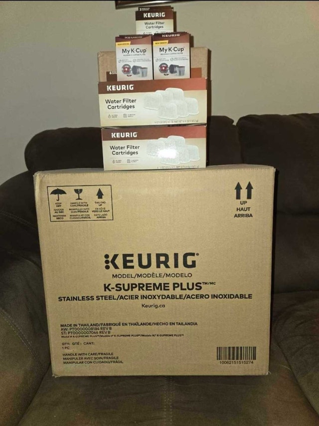Keurig K-Supreme Plus (Stainless Steel) + 6 Accessories