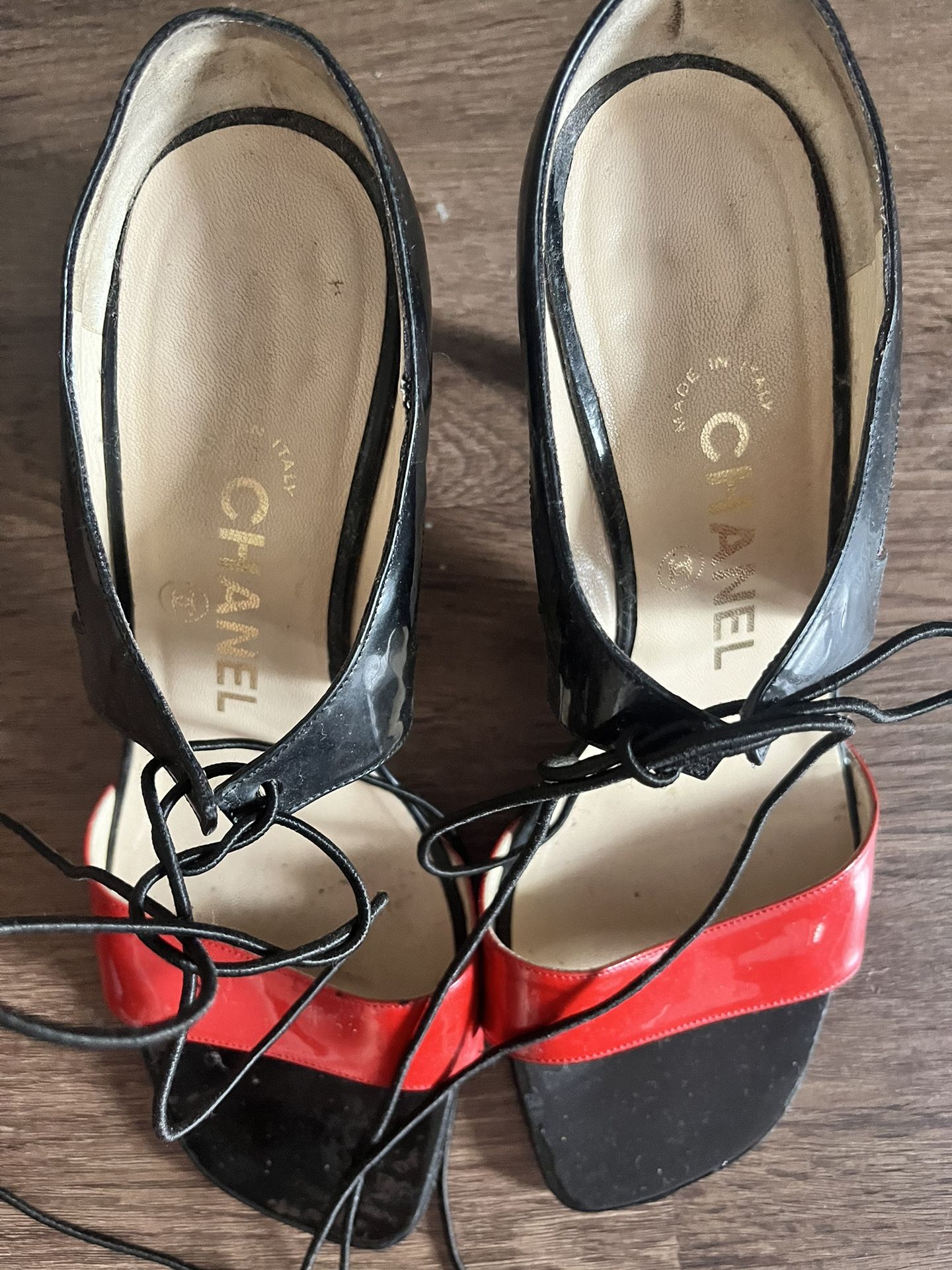 Chanel Red & Black Vintage Heels Sandals Mules 6 6.5 36.5 7 - photo 5