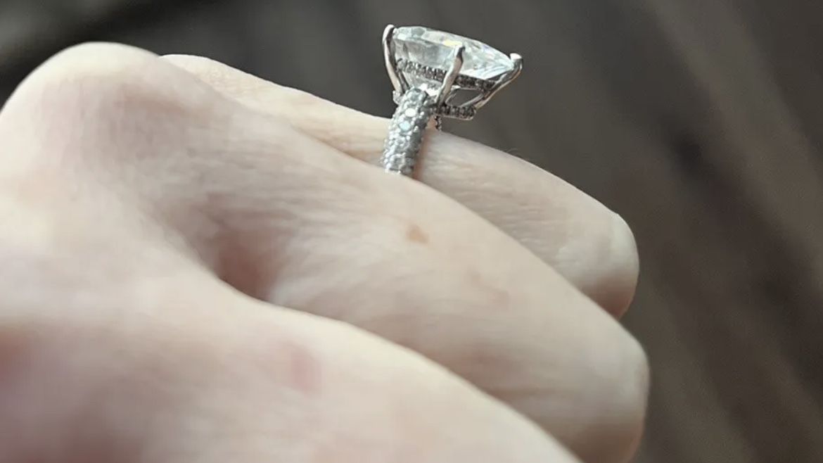 4TCW Pear Cut Moissanite Hidden Halo Engagement Ring Silver Size - photo 3