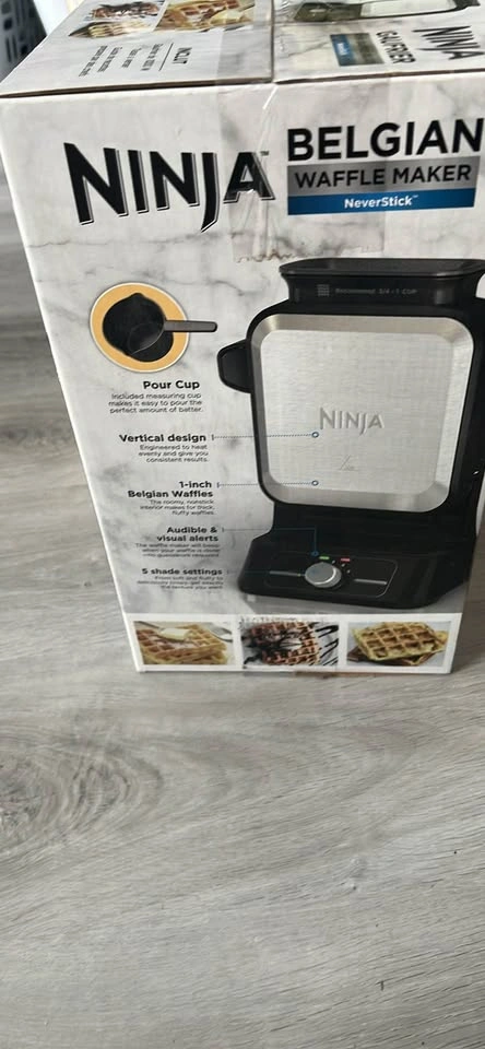 NINJA Belgian Waffle Maker NeverStick (NEW) - photo 2