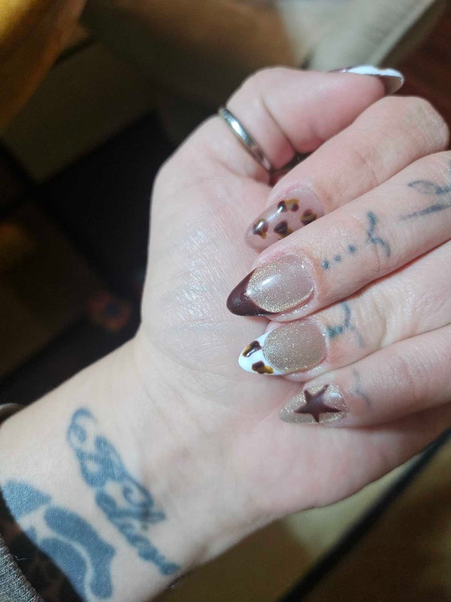NEW Nails BUY2 GET1FREE