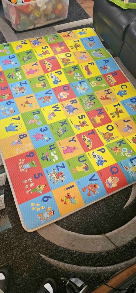 REVERSIBLE PLAY MAT FOAM