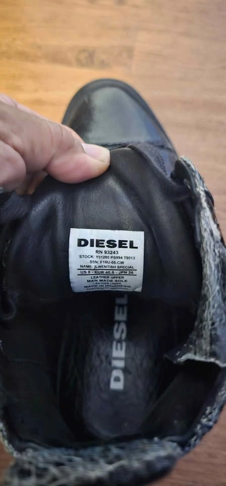 DIESEL men's shoes (Size 8) - photo 2