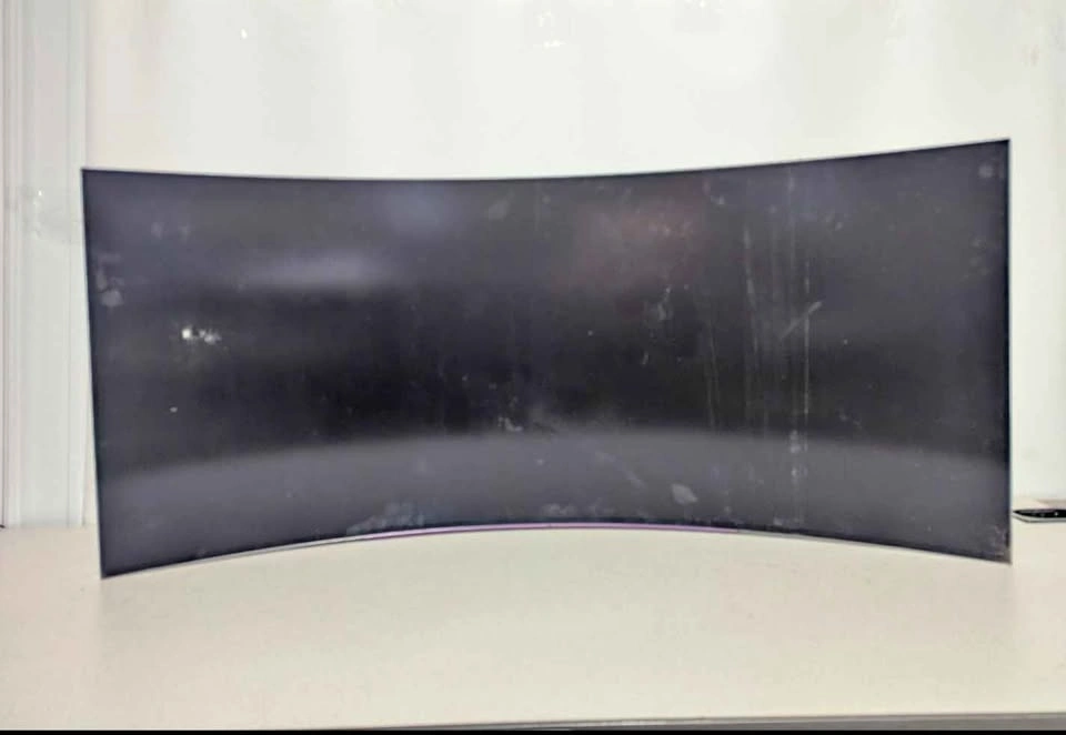 LG UltraGear 45" OLED Curved WQHD 240Hz Monitor - photo 3