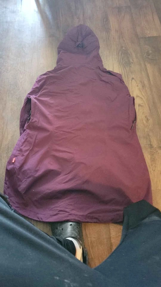 Volcom Womens Aris Insulated Gore-Tex Snowboard Jacket - Size S - photo 4