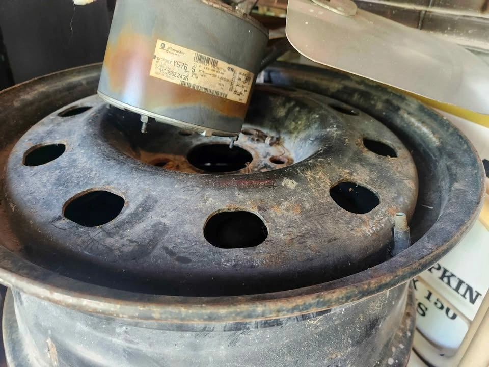 R17 Dodge Rims - photo 5