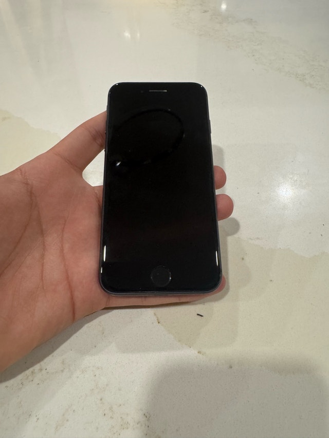 iPhone 8 64gb - 91% battery health - photo 2