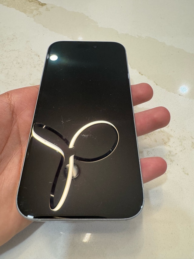 iPhone 15 128gb - 81% battery health - photo 2