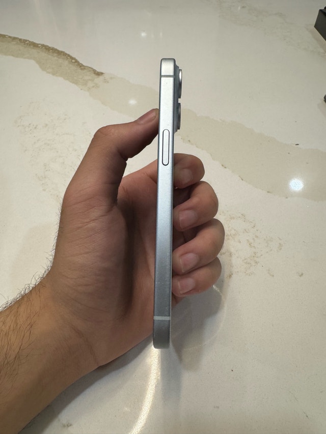 iPhone 15 128gb - 81% battery health - photo 4