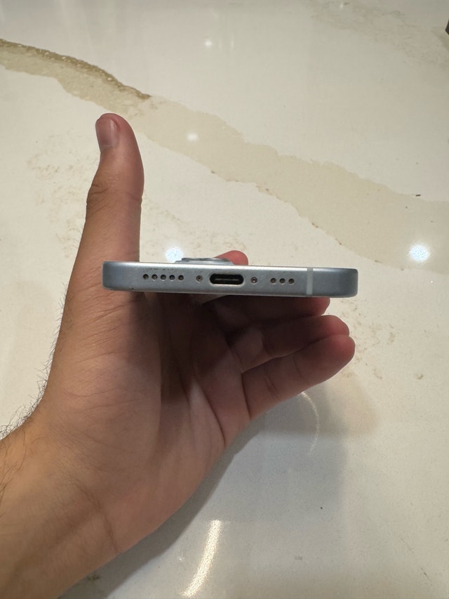 iPhone 15 128gb - 81% battery health - photo 5