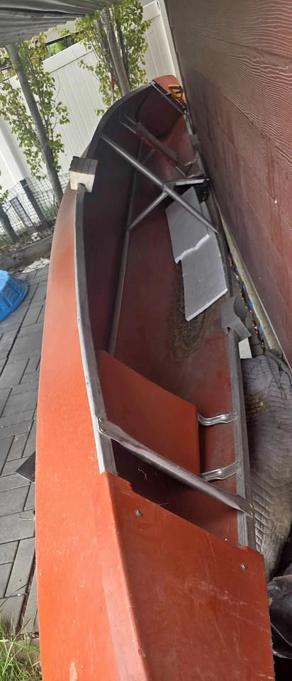 18 ft canoe 2 seater